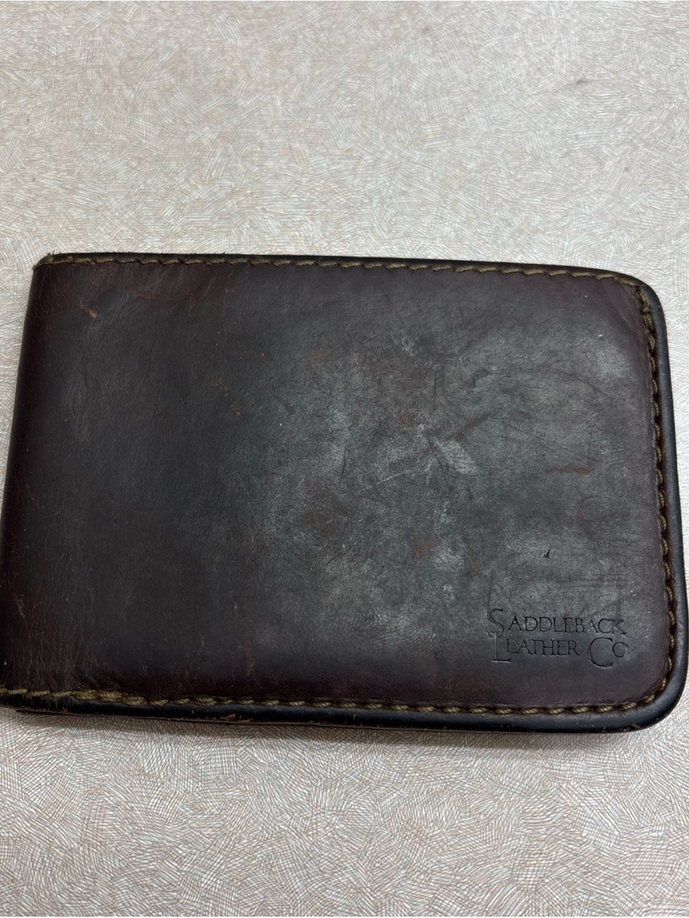 Saddleback Leather Co Small Bifold Wallet Billfold Dark Brown Men’s Dog Logo